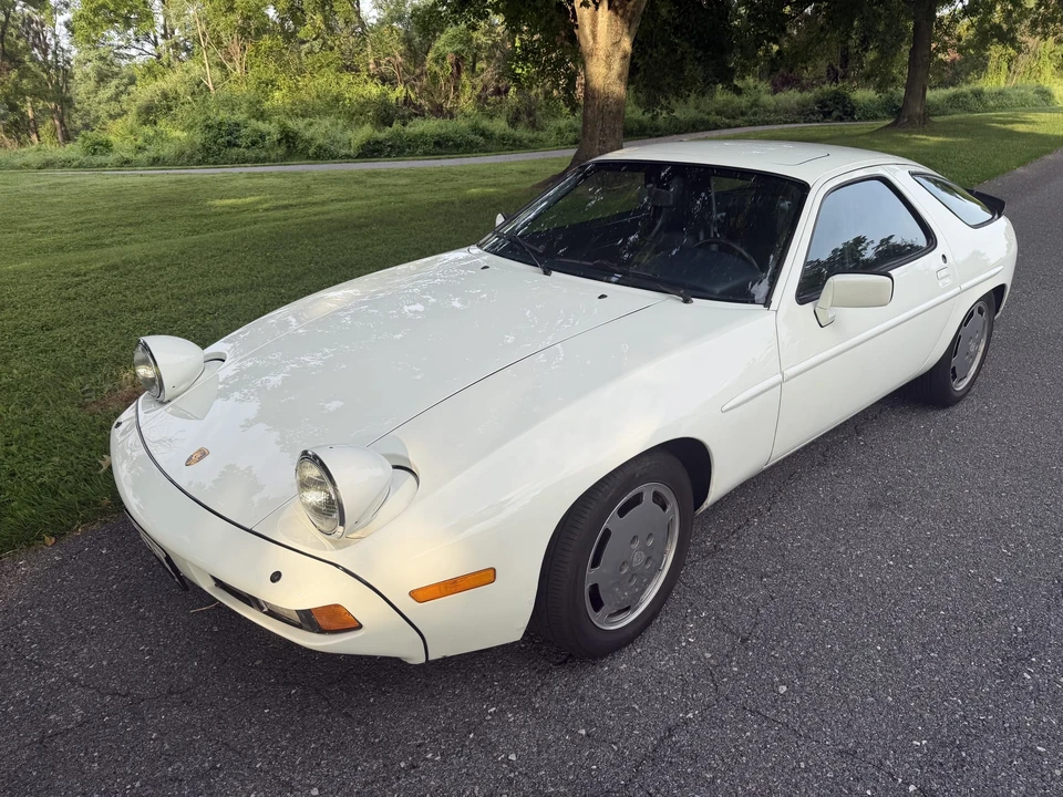 1986 Porsche 928 S - Image 5 of 31