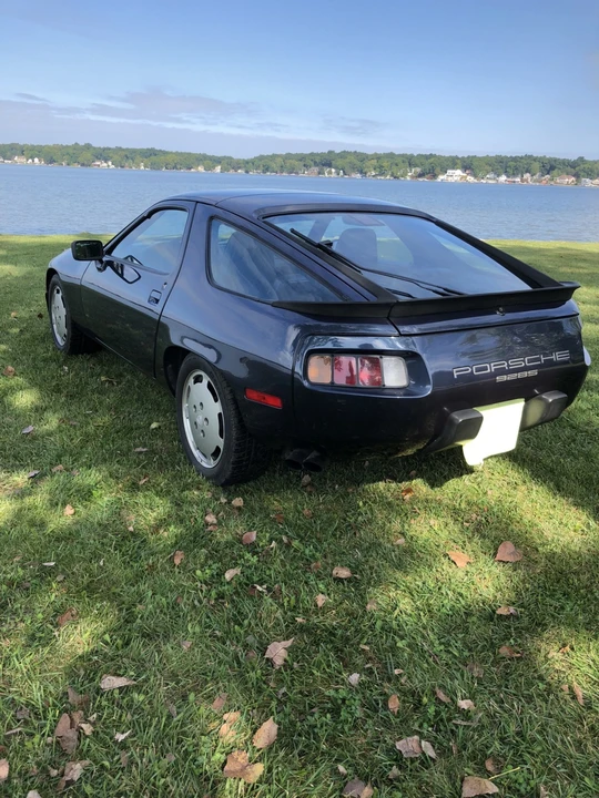 1986 Porsche 928 S - Image 12 of 31