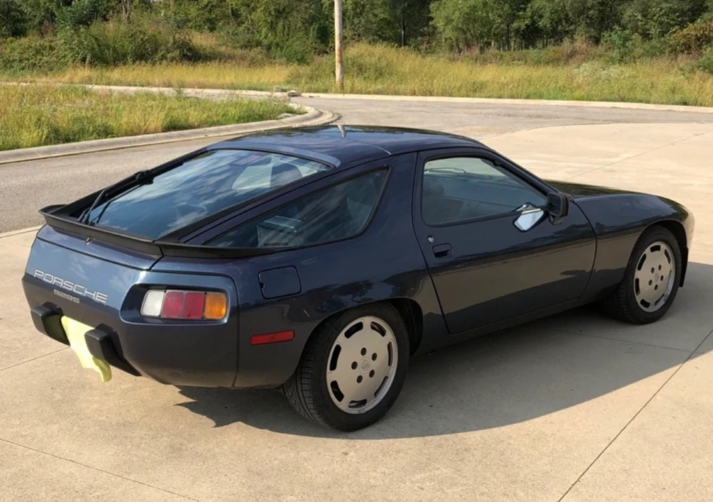 1986 Porsche 928 S - Image 2 of 31