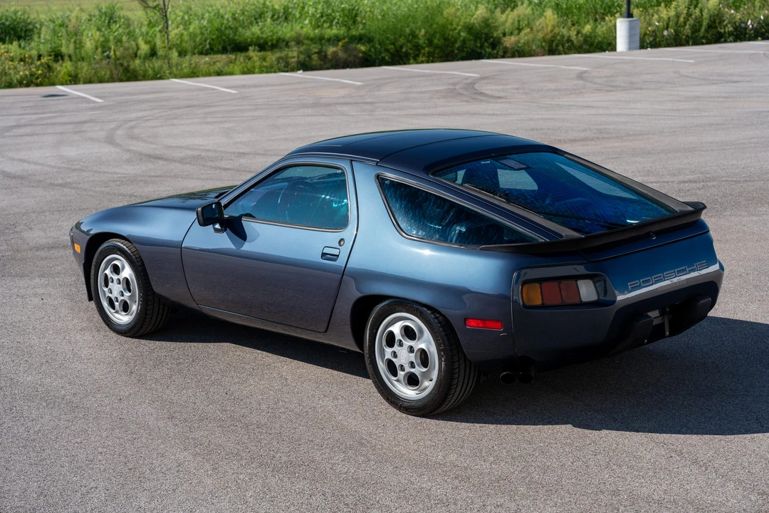 1986 Porsche 928 S - Image 9 of 31