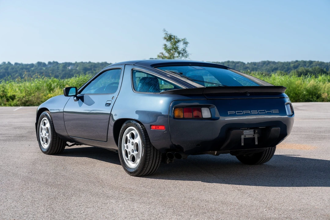 1986 Porsche 928 S - Image 11 of 31