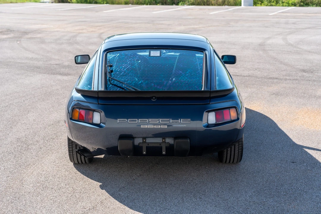 1986 Porsche 928 S - Image 13 of 31
