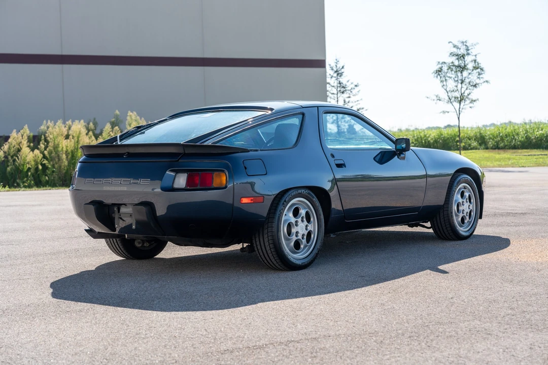1986 Porsche 928 S - Image 17 of 31