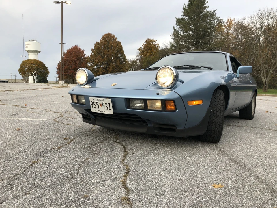 1986 Porsche 928 S - Image 8 of 31