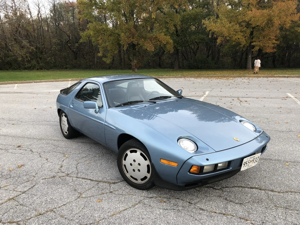 1986 Porsche 928 S - Image 2 of 31