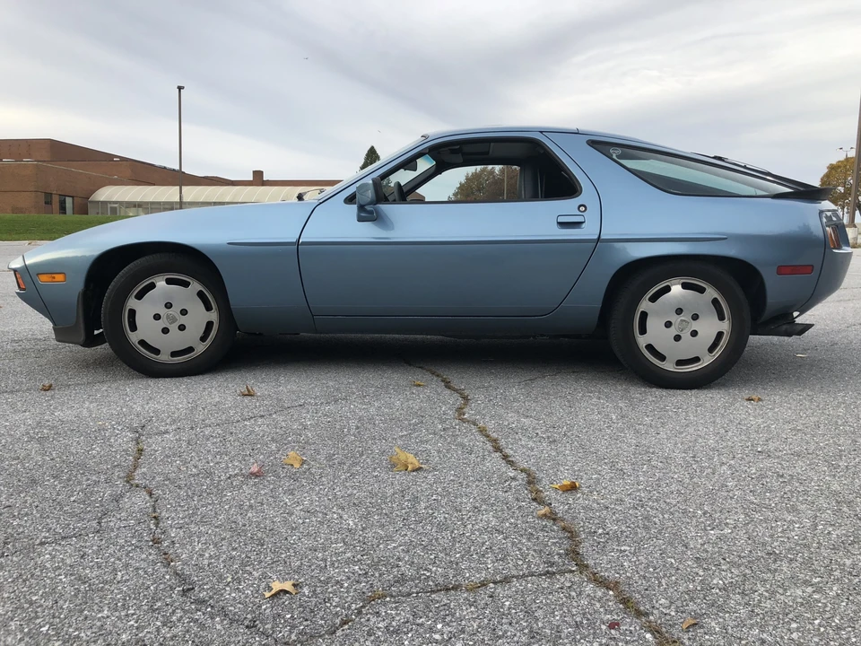 1986 Porsche 928 S - Image 12 of 31