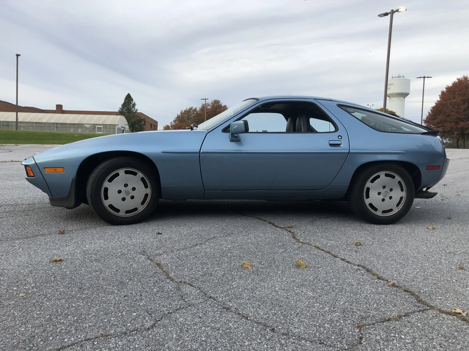 1986 Porsche 928 S - Image 14 of 31