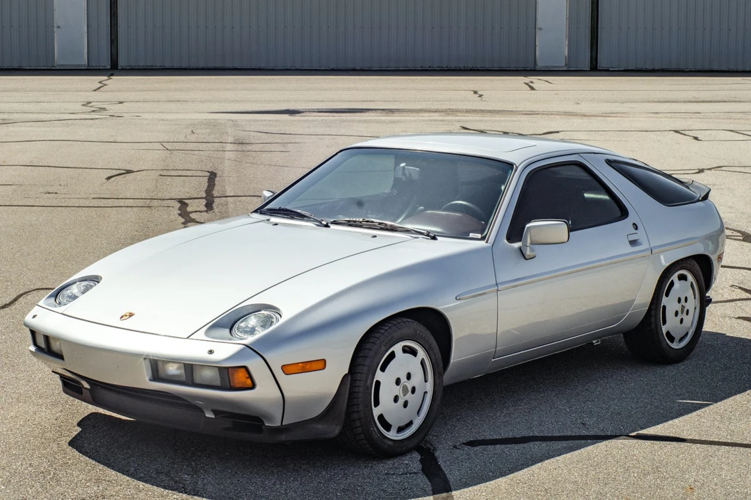 1986 Porsche 928 S - Image 1 of 31