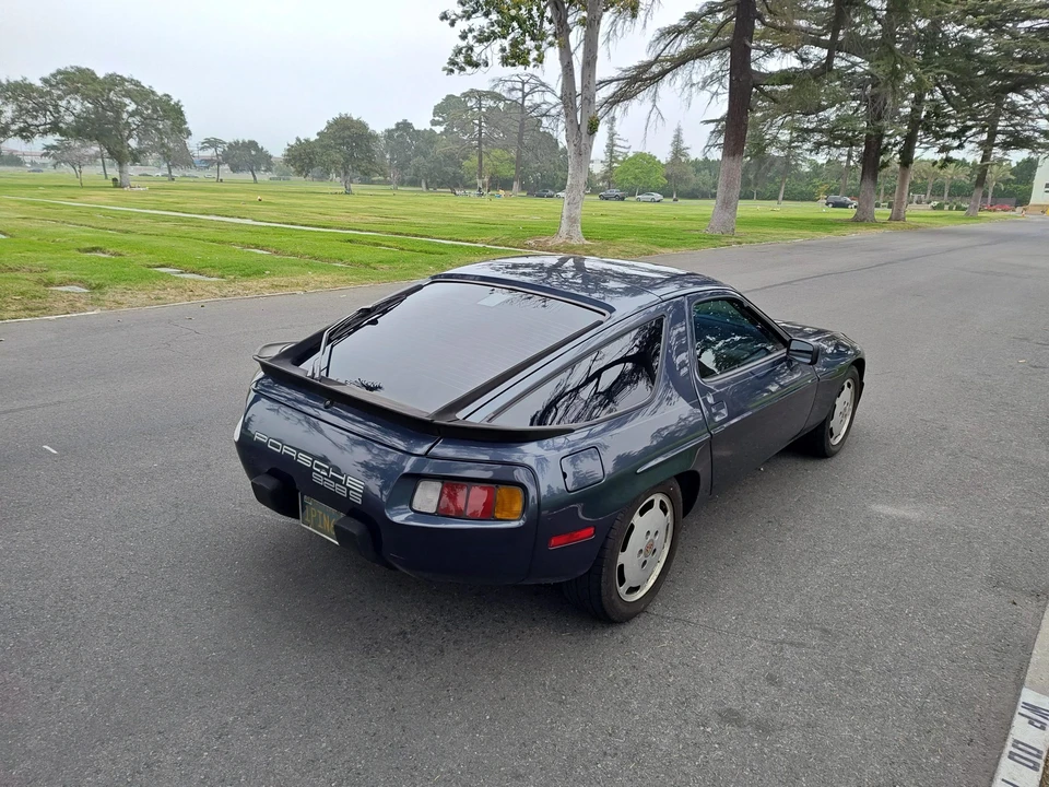 1986 Porsche 928 S - Image 10 of 31