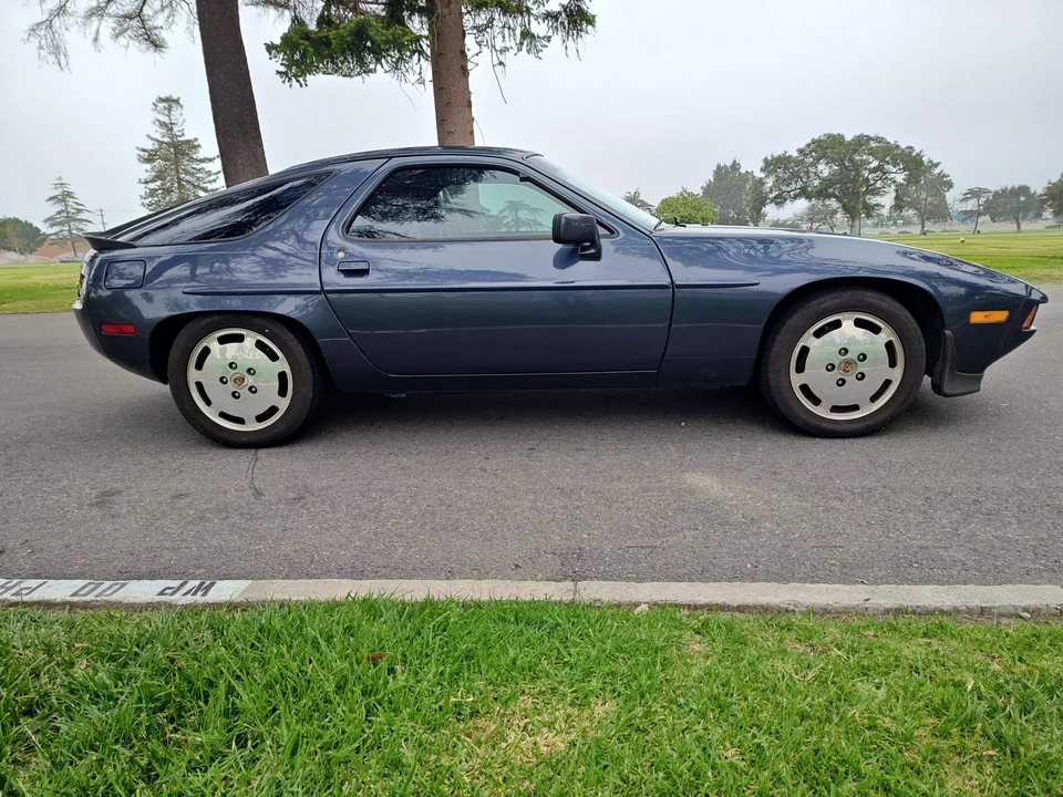 1986 Porsche 928 S - Image 13 of 31