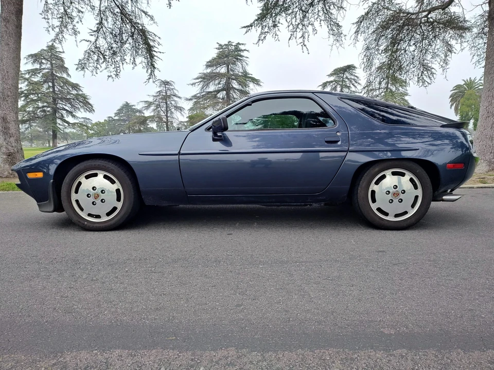 1986 Porsche 928 S - Image 5 of 31