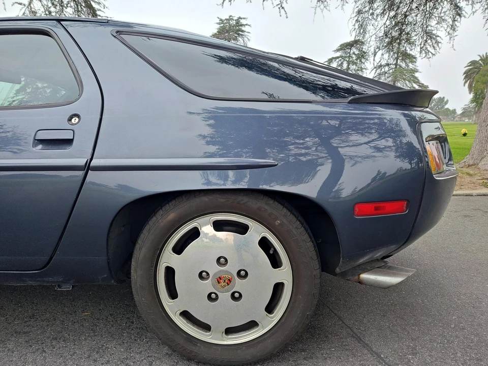 1986 Porsche 928 S - Image 30 of 31
