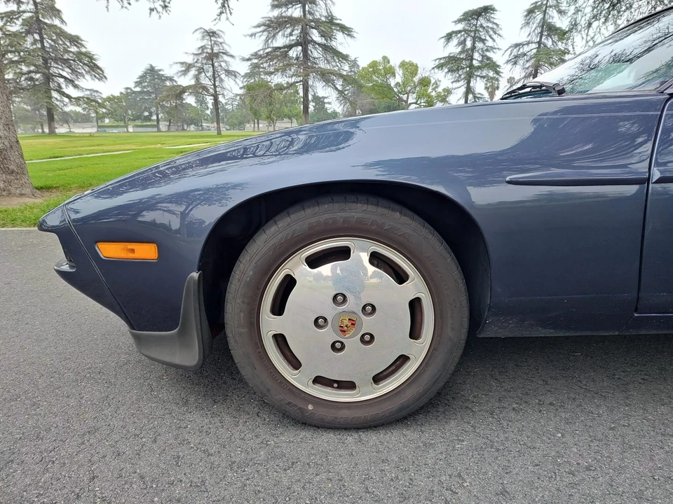 1986 Porsche 928 S - Image 29 of 31