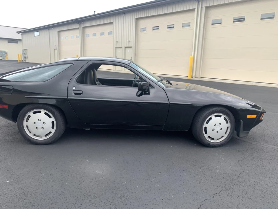 1986 Porsche 928 S - Image 23 of 31