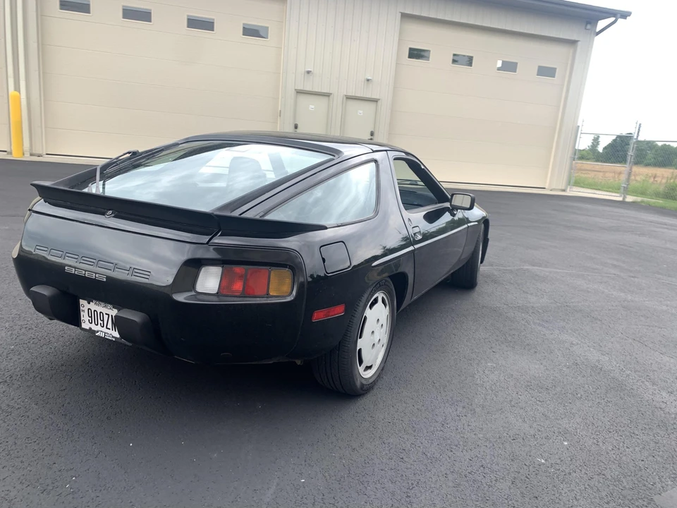 1986 Porsche 928 S - Image 18 of 31