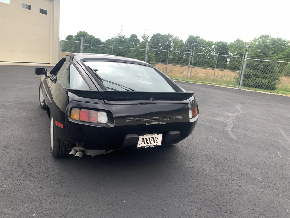 1986 Porsche 928 S - Image 14 of 31