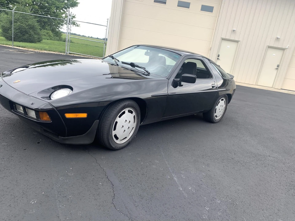 1986 Porsche 928 S - Image 5 of 31