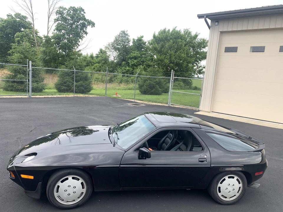 1986 Porsche 928 S - Image 6 of 31