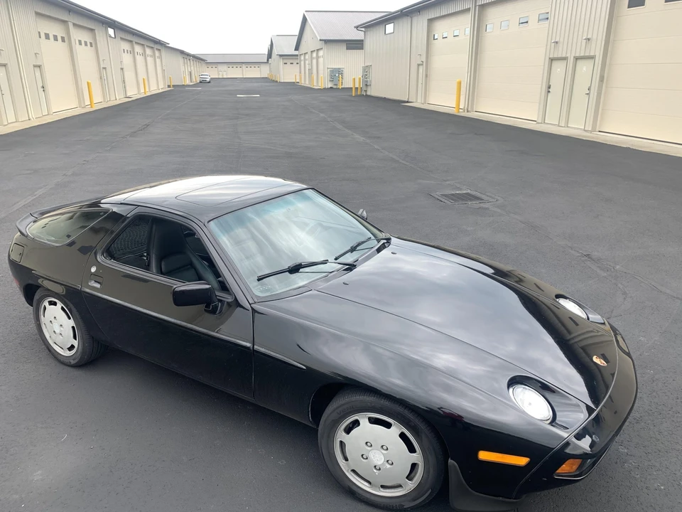 1986 Porsche 928 S - Image 26 of 31