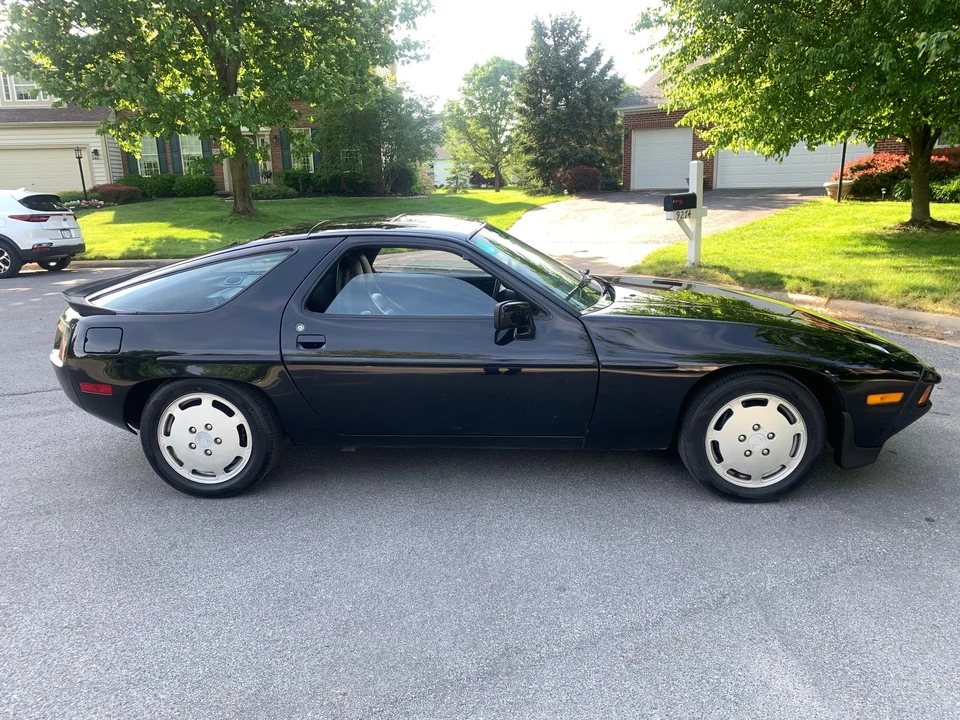 1986 Porsche 928 S - Image 24 of 31