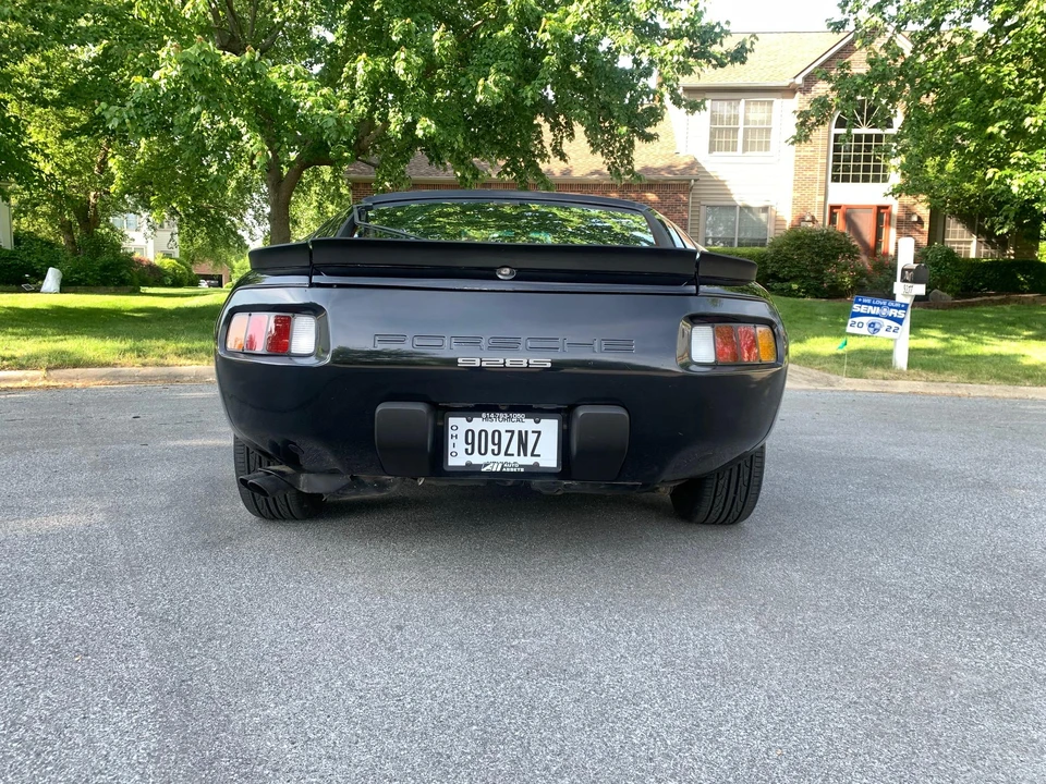 1986 Porsche 928 S - Image 9 of 31