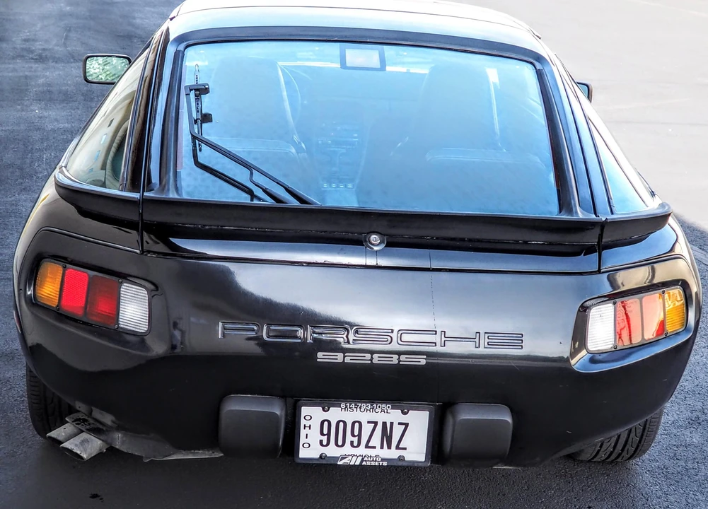 1986 Porsche 928 S - Image 10 of 31