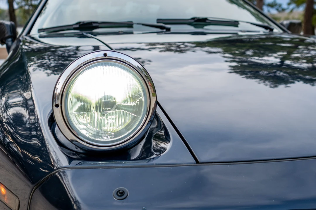 1986 Porsche 928 S - Image 17 of 31