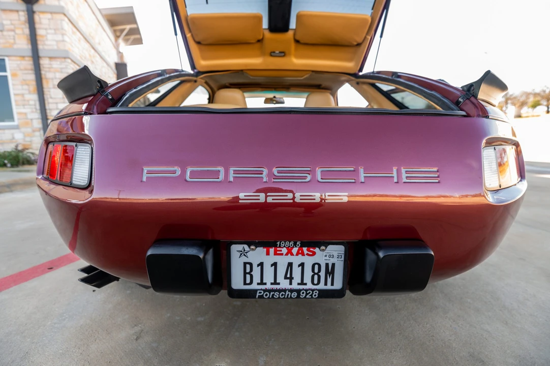 1986 Porsche 928 S - Image 24 of 31