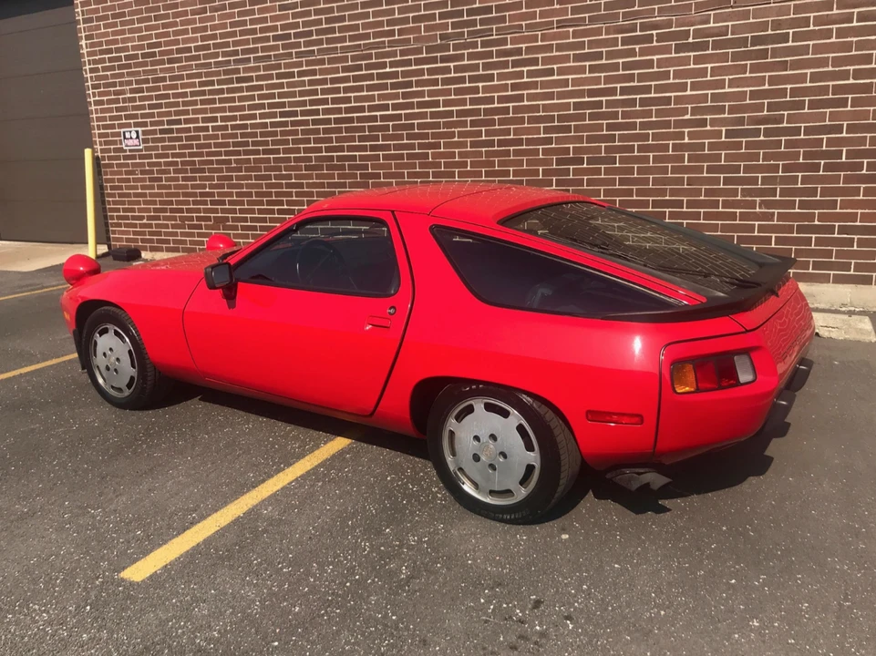 1986 Porsche 928 S - Image 18 of 31
