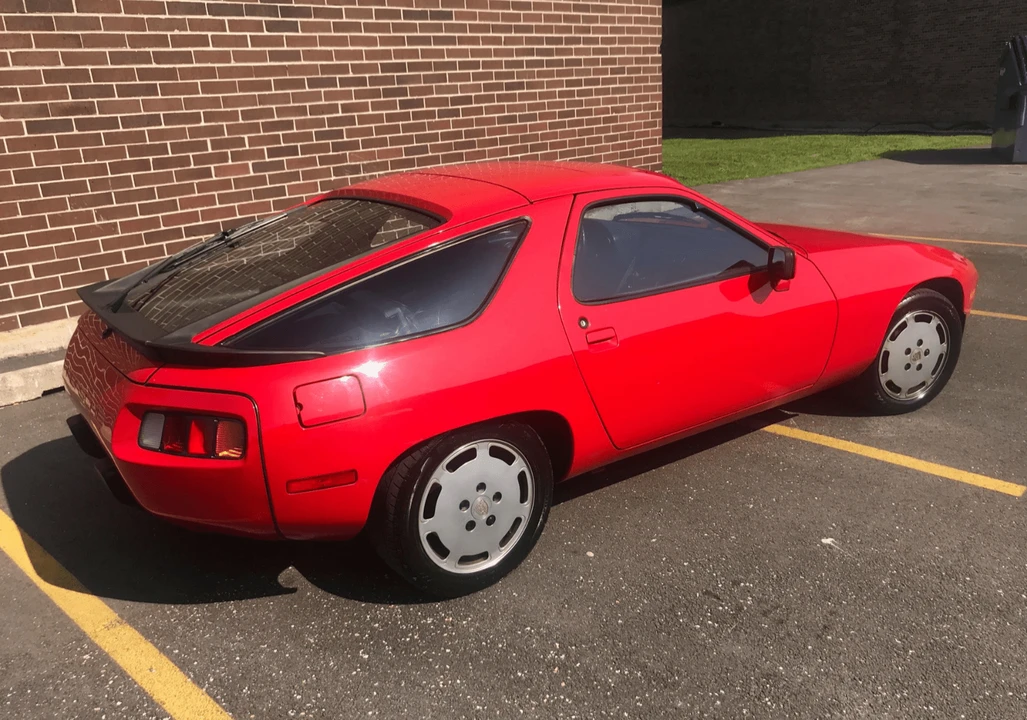 1986 Porsche 928 S - Image 19 of 31