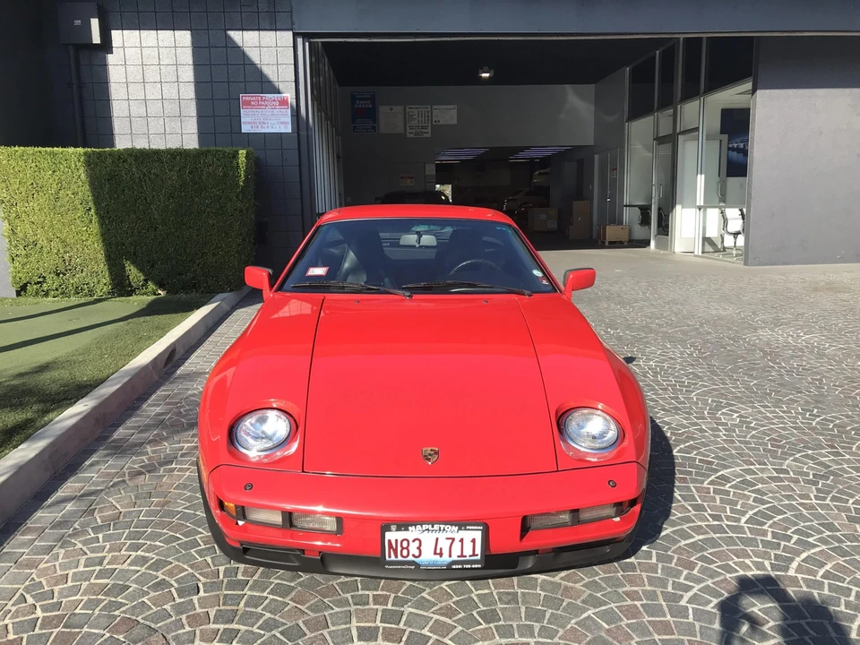 1986 Porsche 928 S - Image 28 of 31