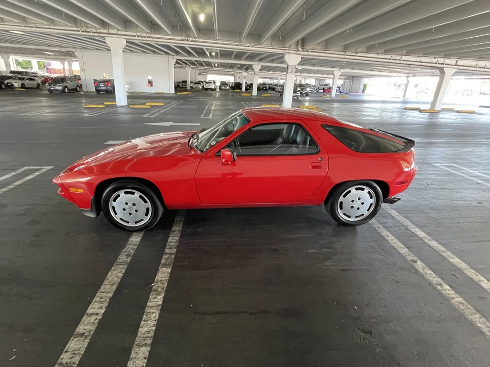 1986 Porsche 928 S - Image 29 of 31