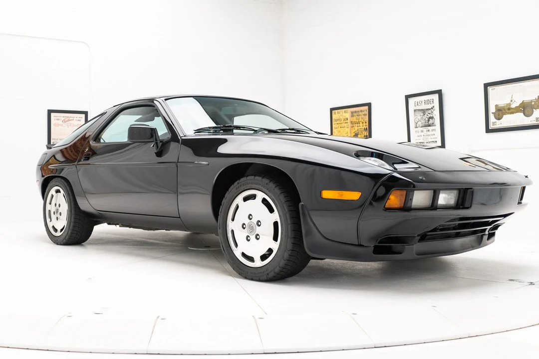 1986 Porsche 928 S - Image 9 of 31