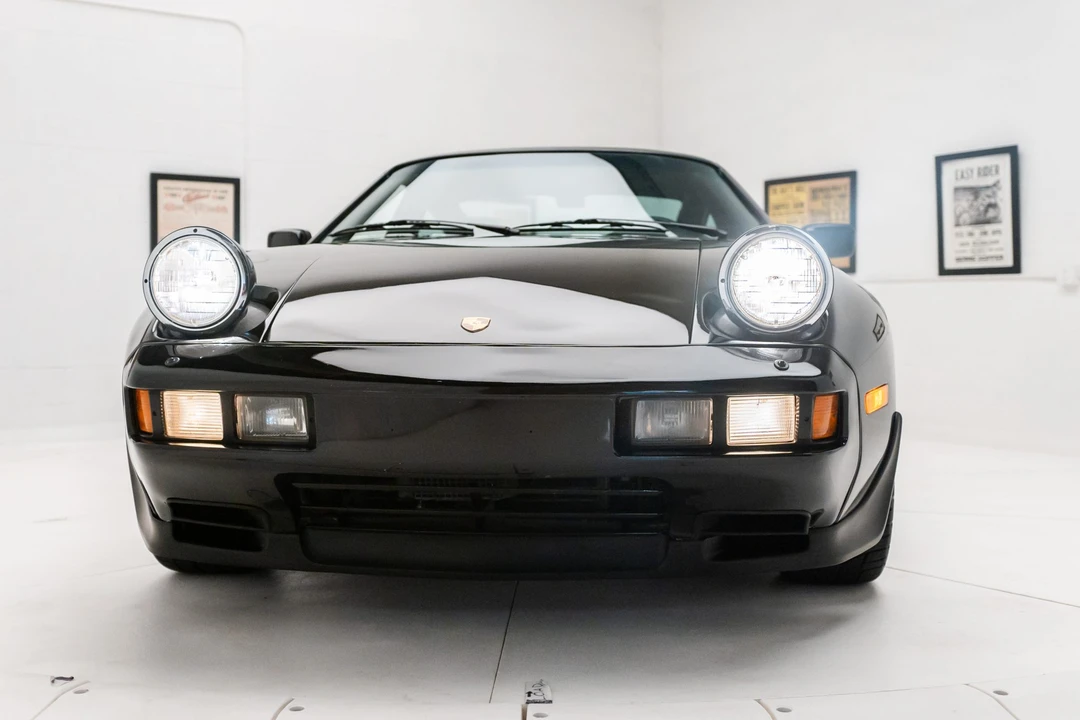 1986 Porsche 928 S - Image 6 of 31