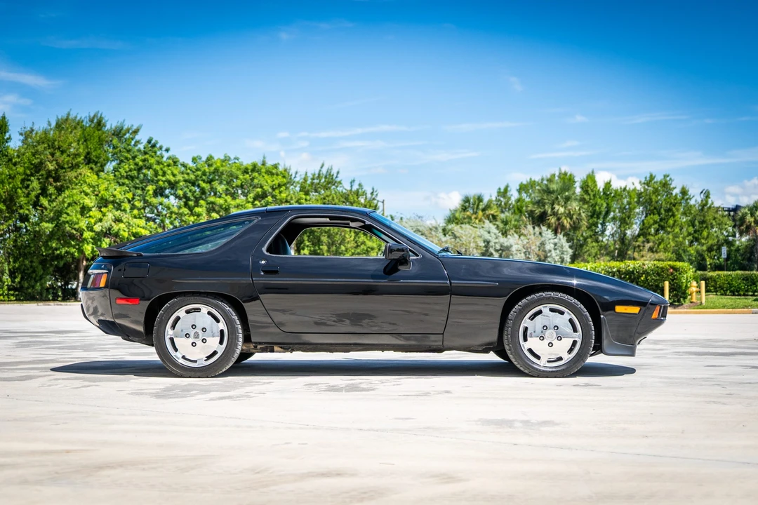 1986 Porsche 928 S - Image 25 of 31