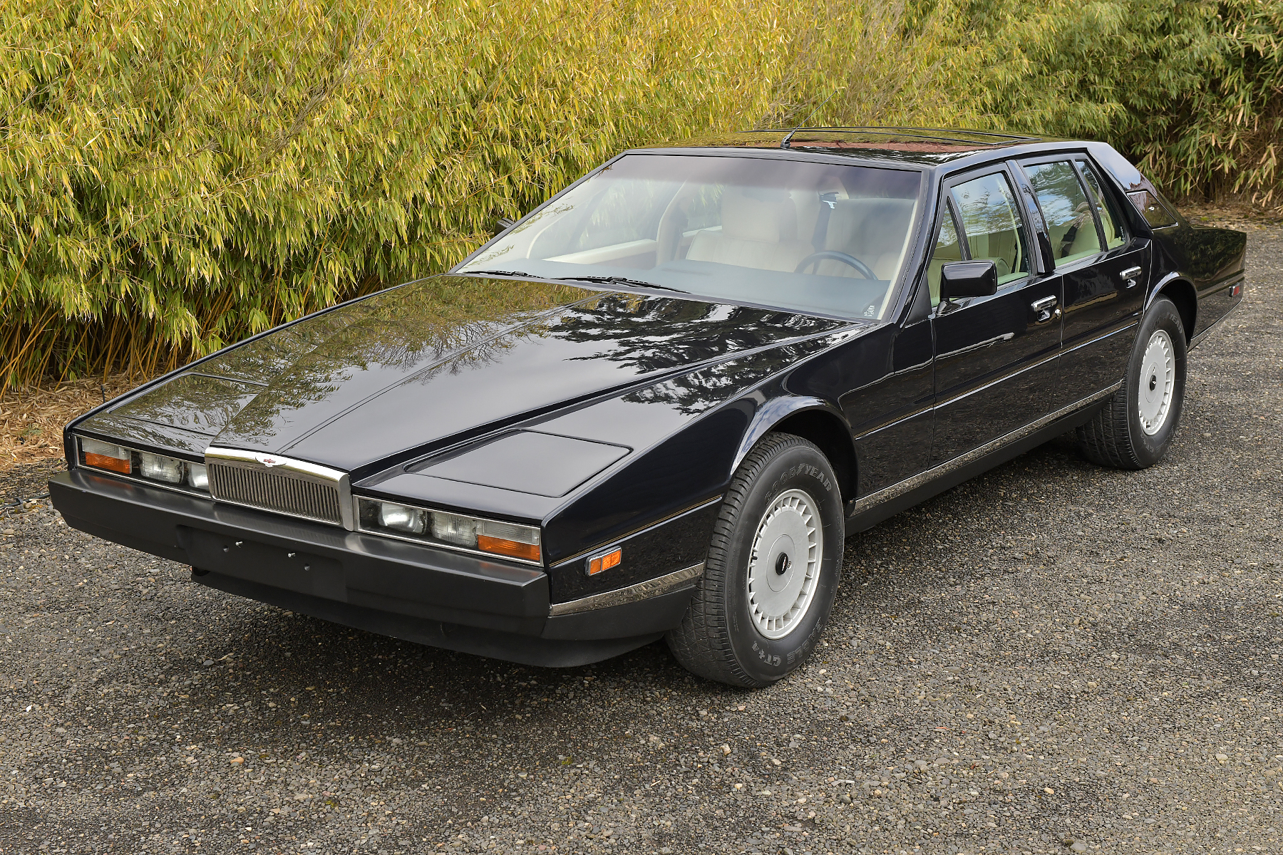 1986 Aston Martin Lagonda