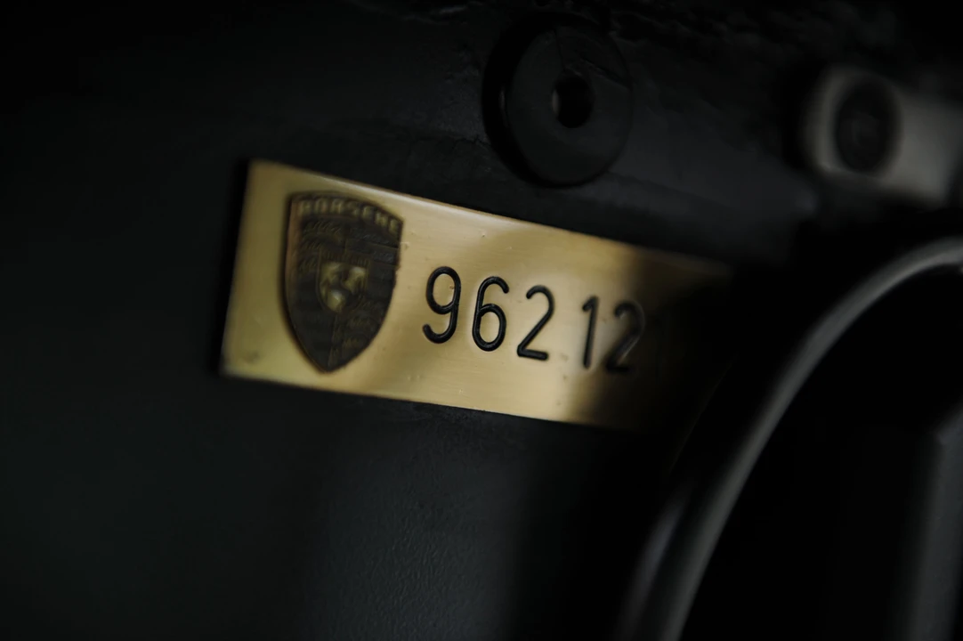 1987 Porsche 956 & 962 - Image 13 of 19