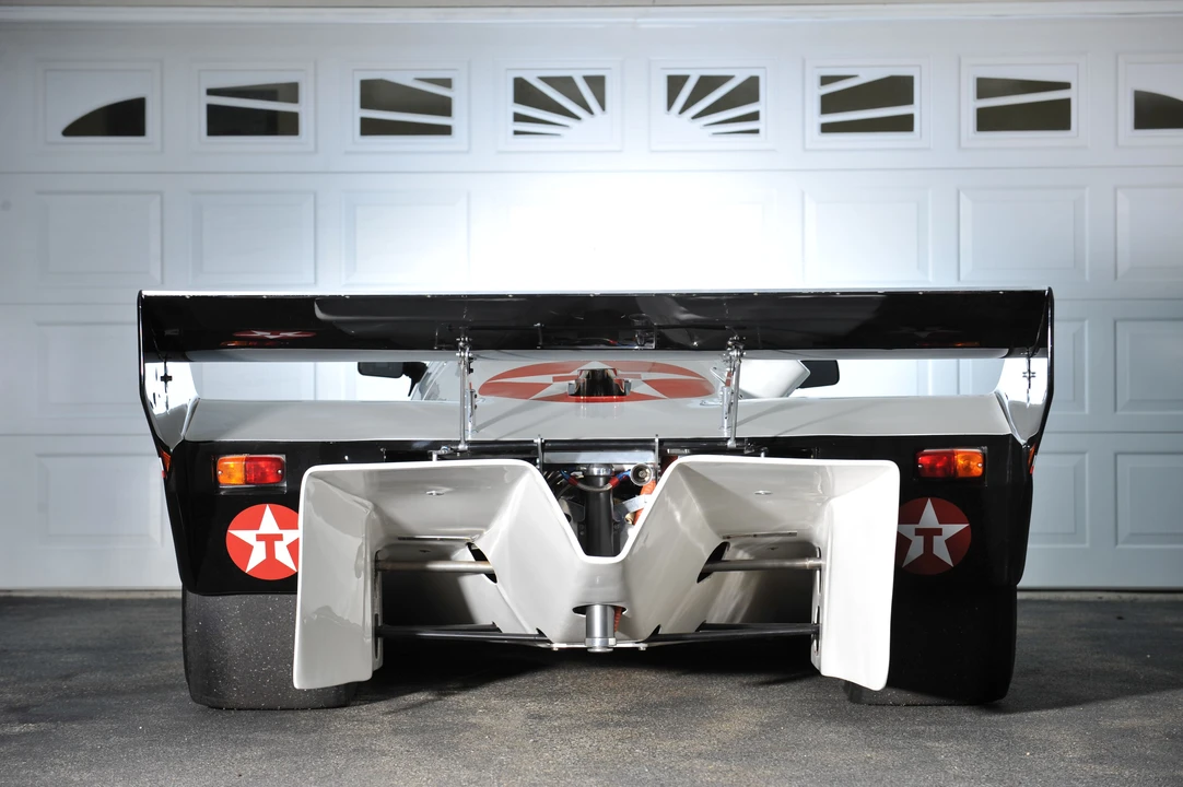 1987 Porsche 956 & 962 - Image 4 of 19