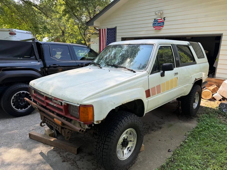 1987 Toyota 4Runner 1st Gen - Image 6 of 10