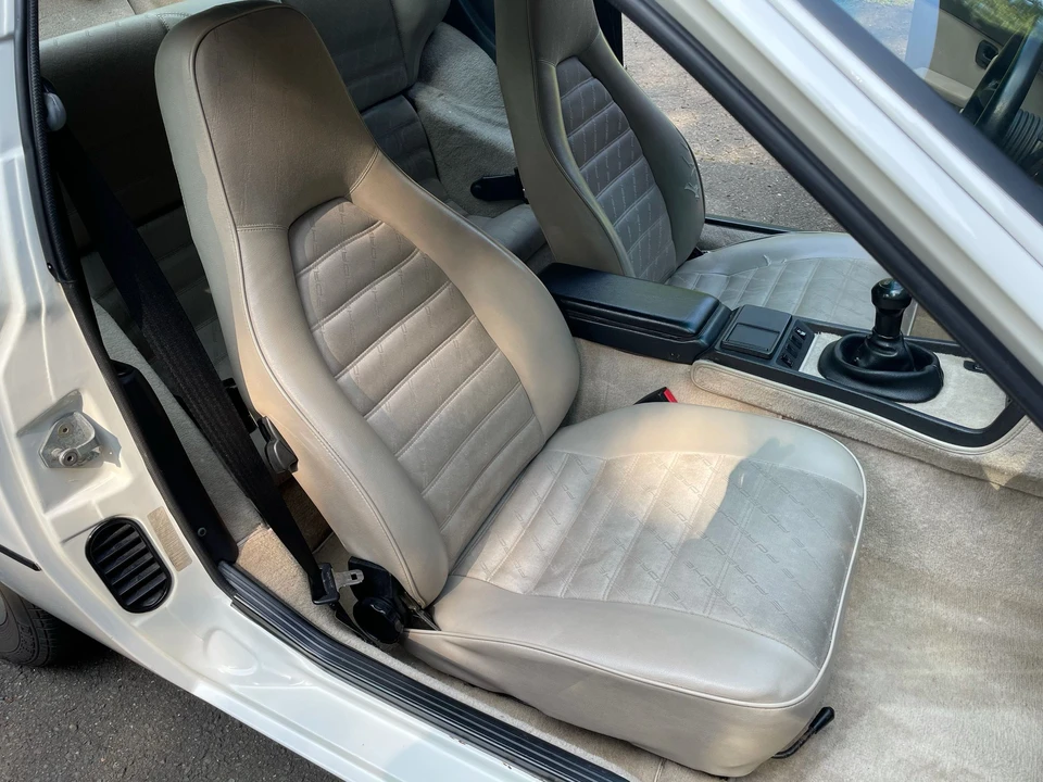 1987 Porsche 924 S - Image 12 of 18