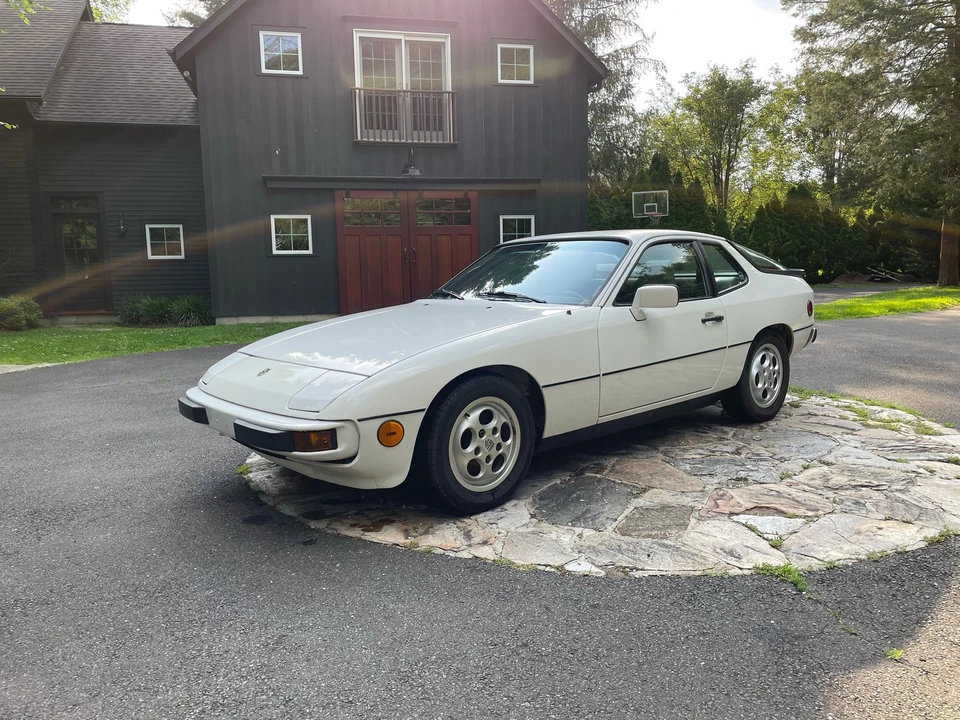 1987 Porsche 924 S - Image 4 of 18