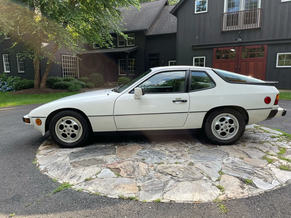 1987 Porsche 924 S - Image 5 of 18