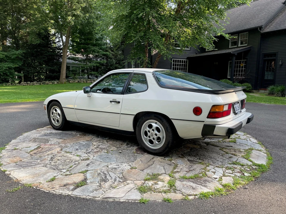 1987 Porsche 924 S - Image 6 of 18