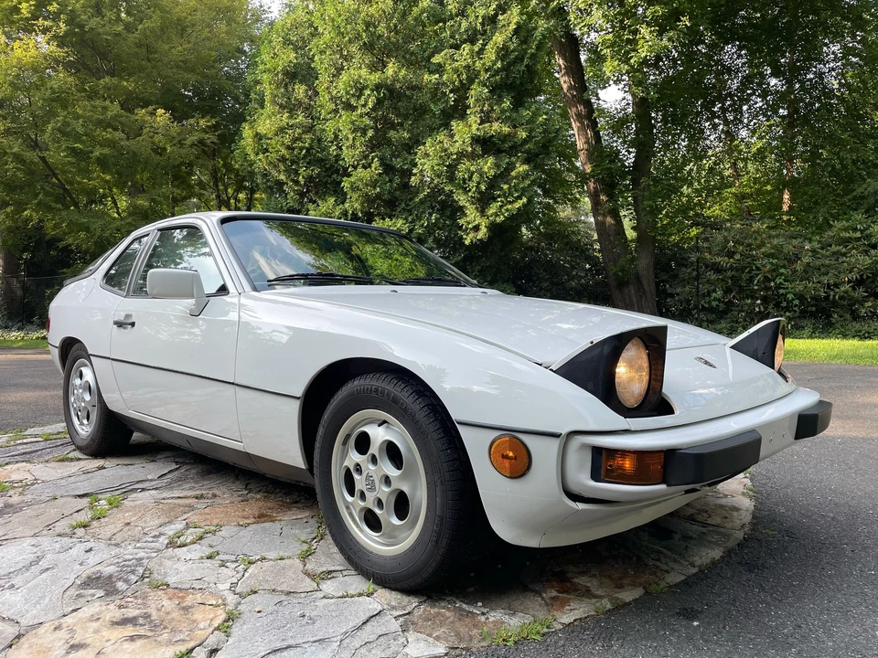 1987 Porsche 924 S - Image 2 of 18