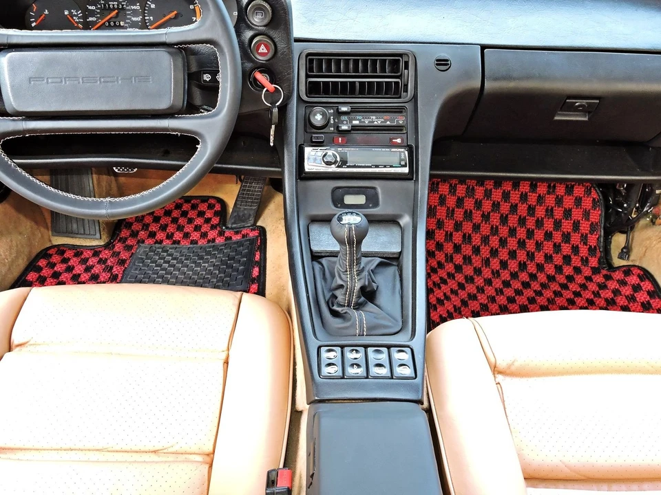 1987 Porsche 928 S4 - Image 22 of 31
