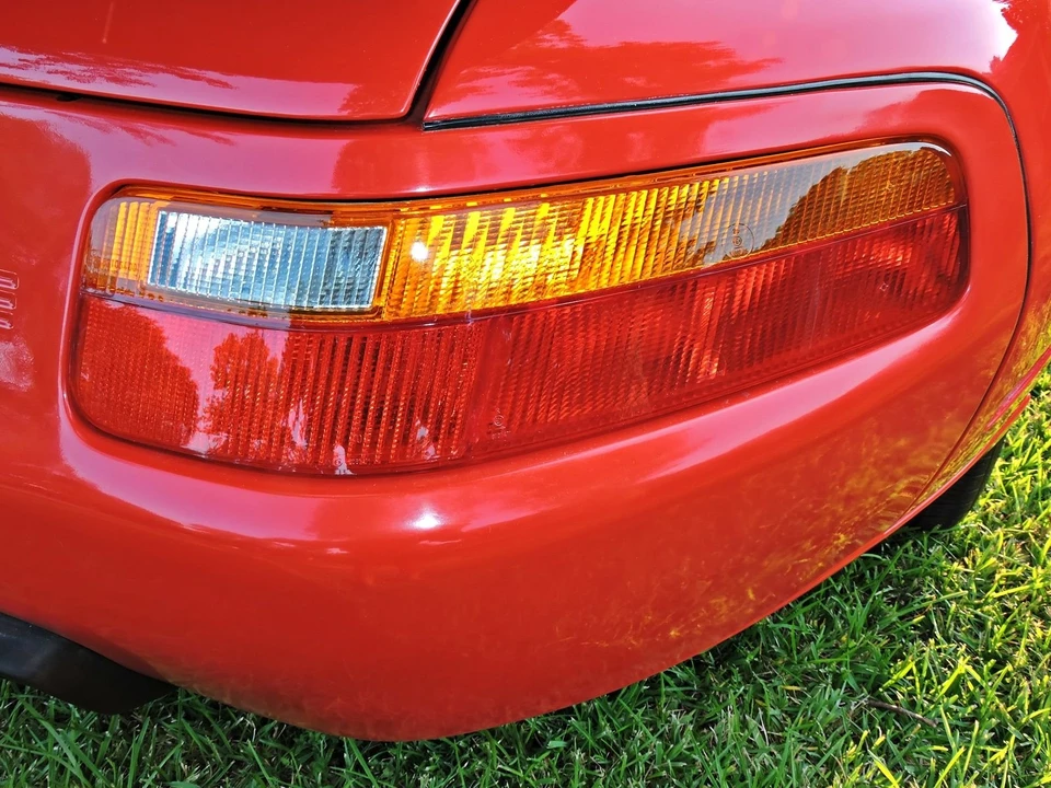 1987 Porsche 928 S4 - Image 28 of 31