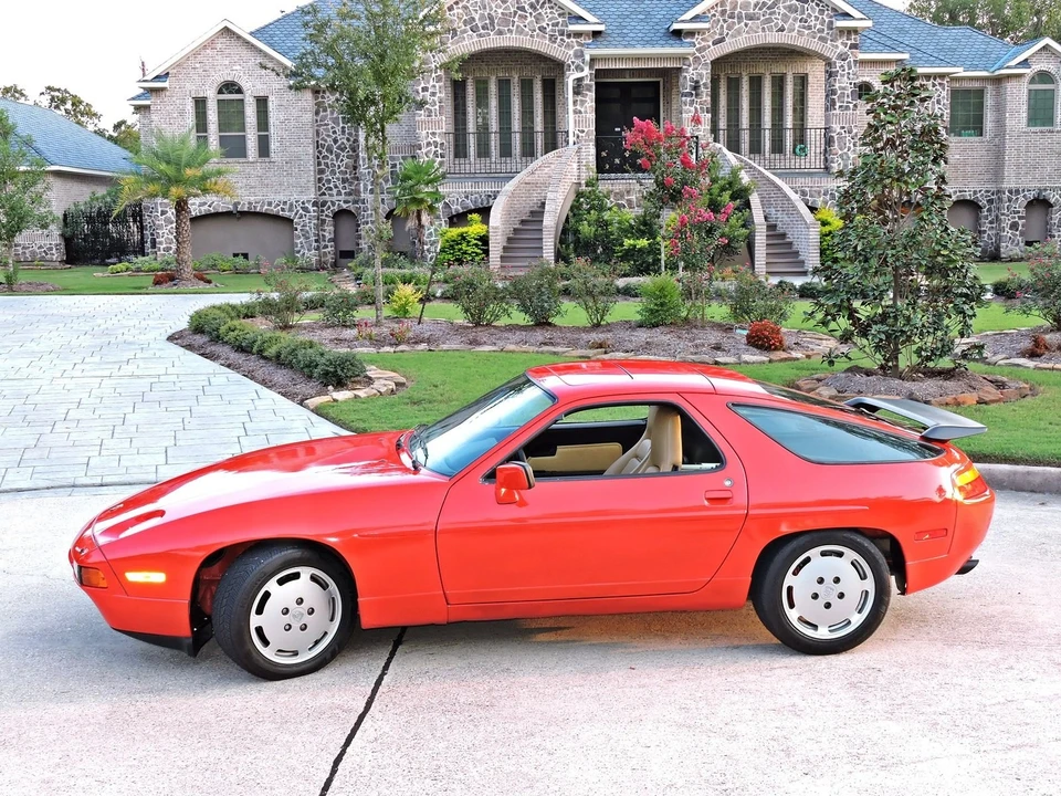 1987 Porsche 928 S4 - Image 2 of 31