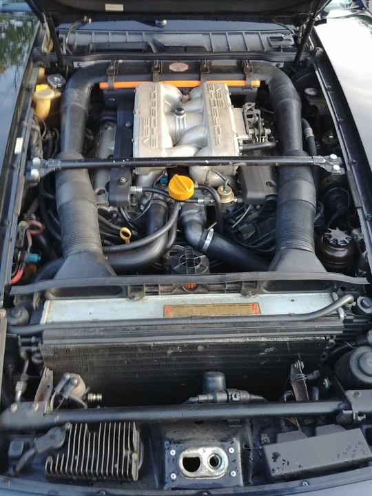 1987 Porsche 928 S4 - Image 9 of 10