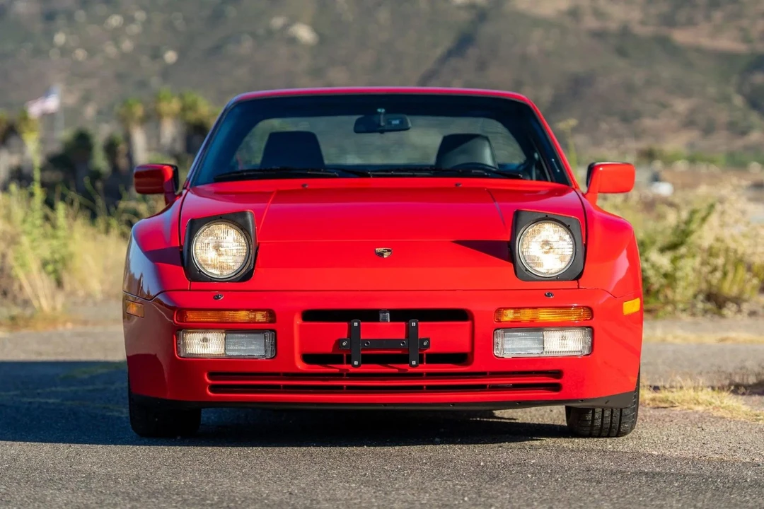 1987 Porsche 944 Turbo - Image 13 of 15