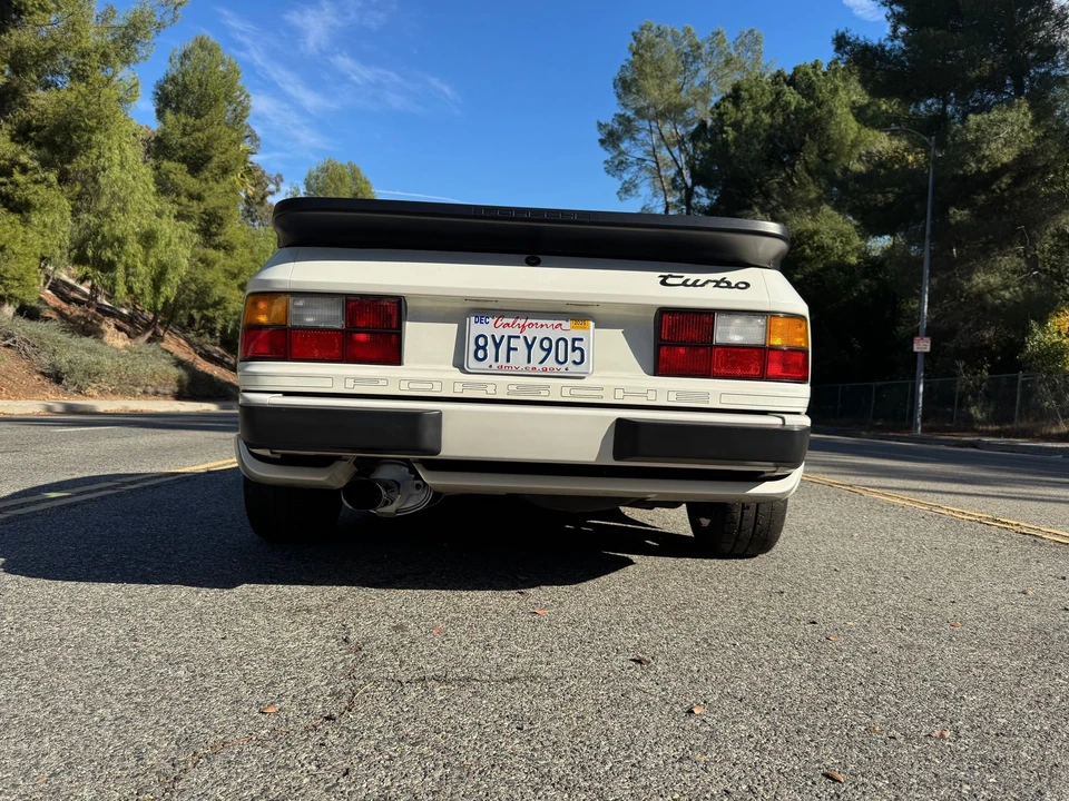 1987 Porsche 944 Turbo - Image 14 of 31
